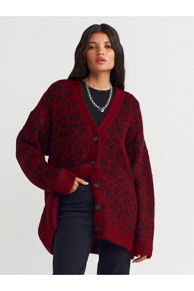 60260 Claret Red V-Neck Leopard Patterned Raised Knitwear Cardigan