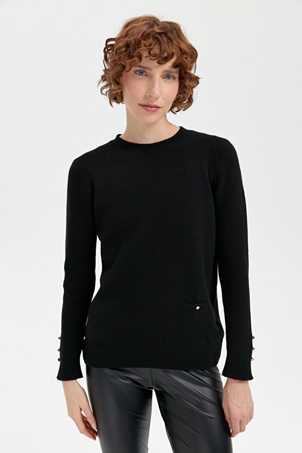 Women's Crew Neck Seamless Pocketed Wool Sweater Black