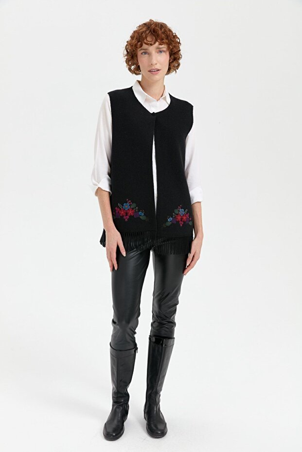 Women's Crew Neck Skirt Embroidered Wool Vest Black