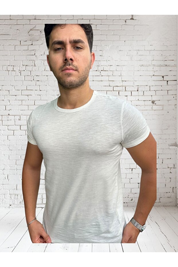 Plain Cut Basic Collar T-Shirt - 1