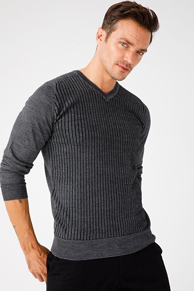 Men's Front Striped V-Neck Knitwear Sweater Smoked