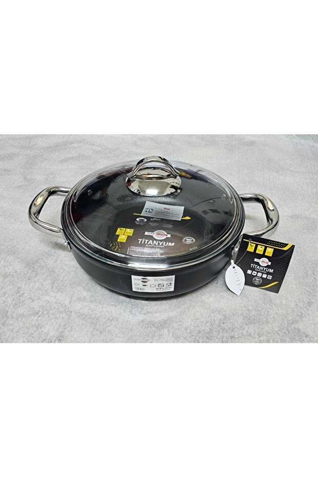 Titanium Flat Pot with Induction Base 28cm 4,6lt