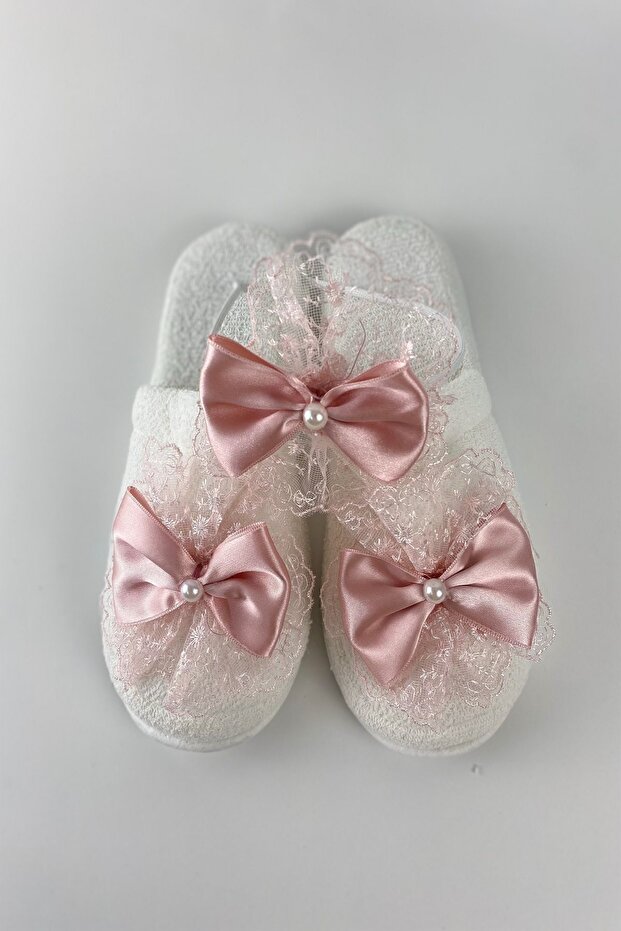 Effortt Powder Bow Maternity Crown and Slippers