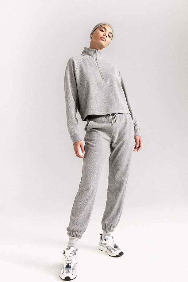 DeFactoFit Standart Fit Jogger Eşofman Altı Beli Paçası Lastikli - 3