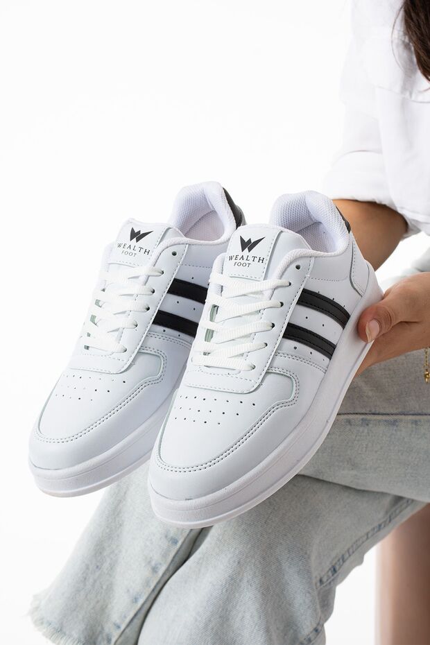 Women's Soft Sole Daily Use Stylish Sneakers Sports Shoes