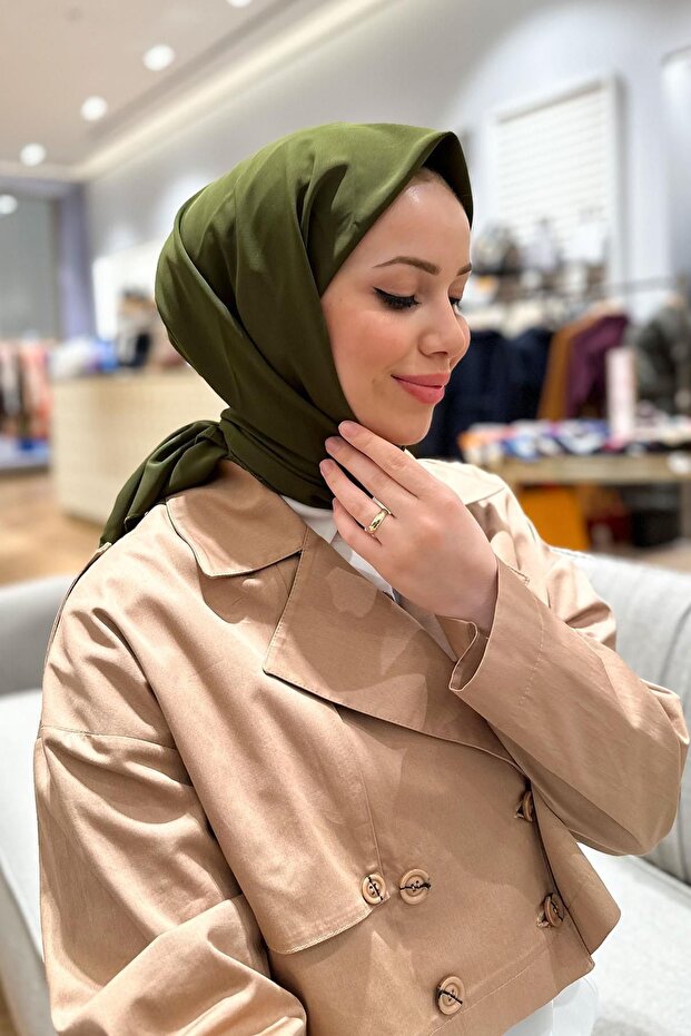وشاح حرير المدينة من إيبك سلطان - 03 أخضر حناء