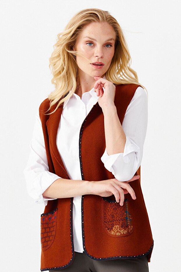 Women's Crew Neck Water Stone Bead Embroidered Short Vest A.taba