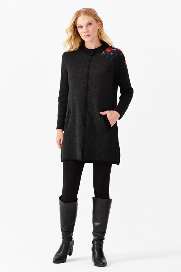 Women's Stand Collar Shoulder Embroidery Embroidered Long Cardigan Black