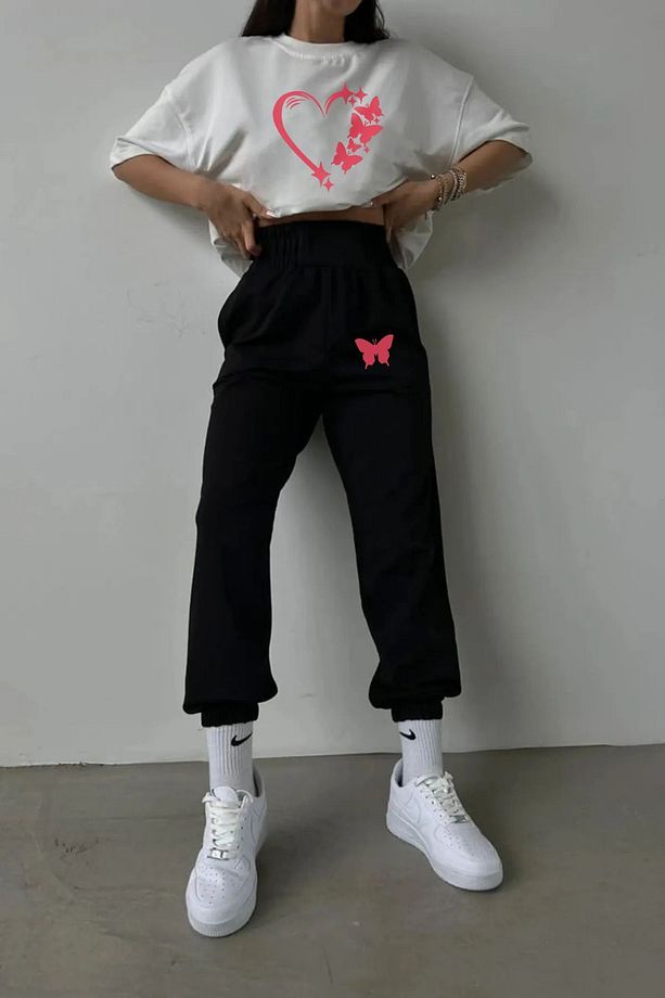 Kadın kelebekli Kalp Baskılı T-shirt - Jogger Tişört Bisiklet Yaka Alt Üst Eşofman Takımı - 1