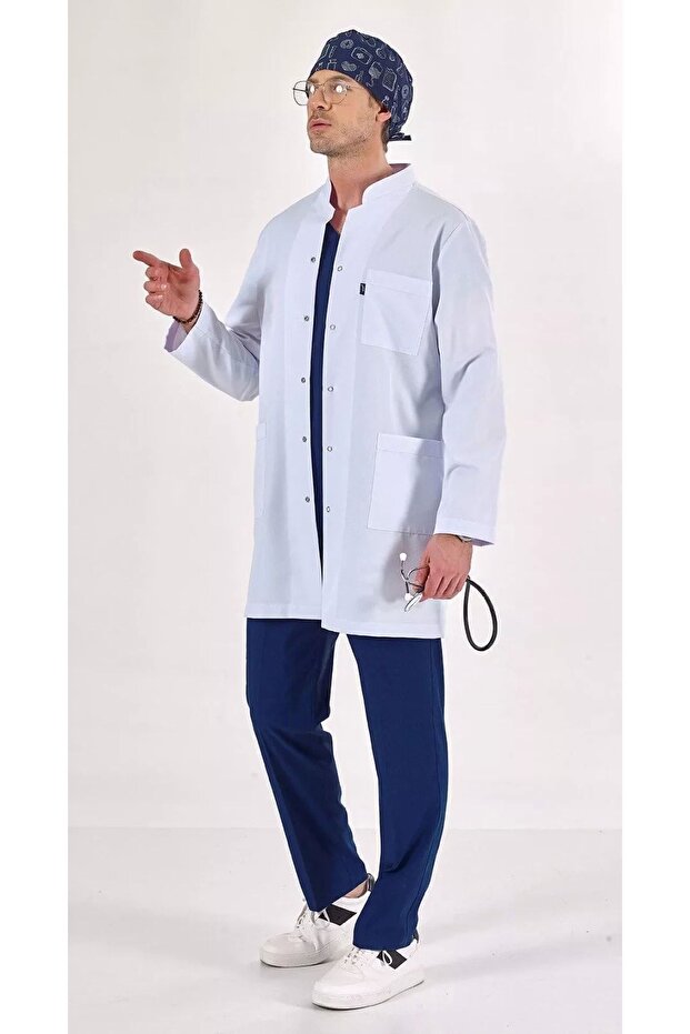 White Tall, Judge Collar, Doctor's Apron