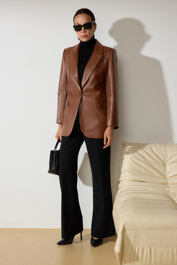 Kahverengi Oversize Suni Deri Dokuma Blazer Ceket TWOSS23BC00049 - 1