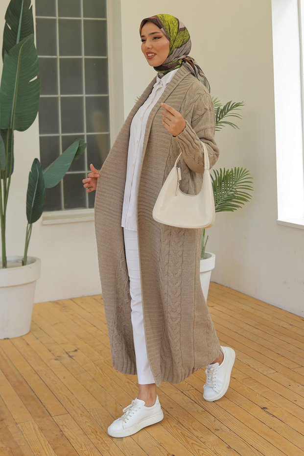 Women's Ring Braided Full Length Knitwear Cardigan