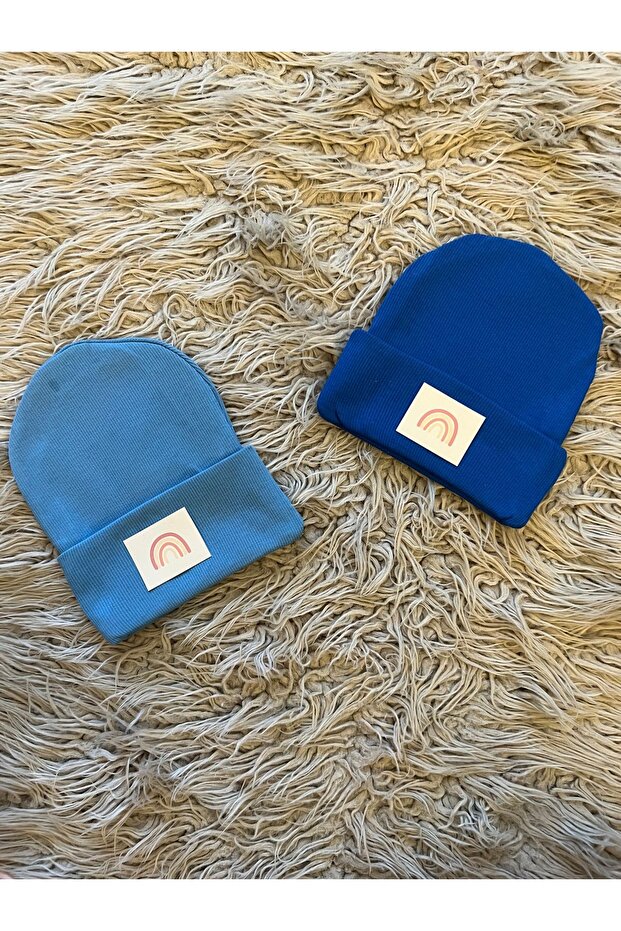 Pack of 2 Flexible Ribbed Label-Bearing Beanies