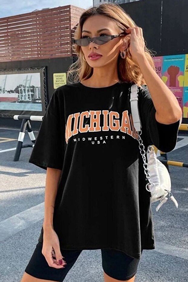 ميشيغان تصميم التي شيرت