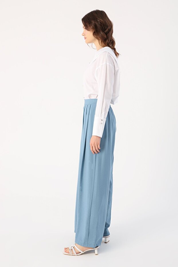 Mavi Beli Lastikli Önü Pileli Bol Paça Pantolon - 3