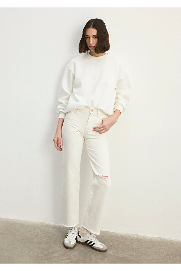 Barcelona College White Jean Pants 101047-86438