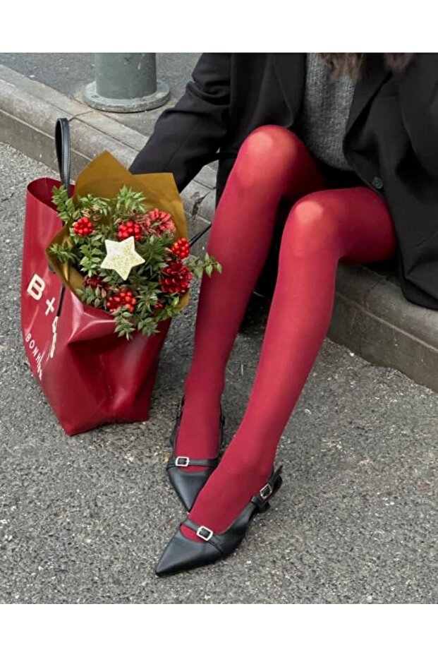 Women's medium thickness seasonal burgundy color pantyhose