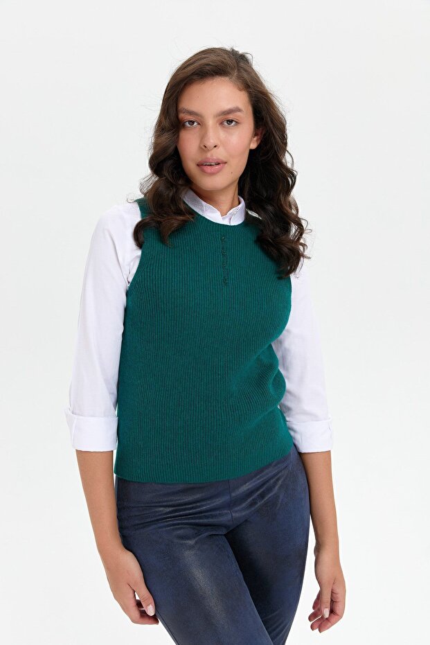 سترة صوفية برقبة دائرية وأزرار أمامية - الجزء الأمامي - 1