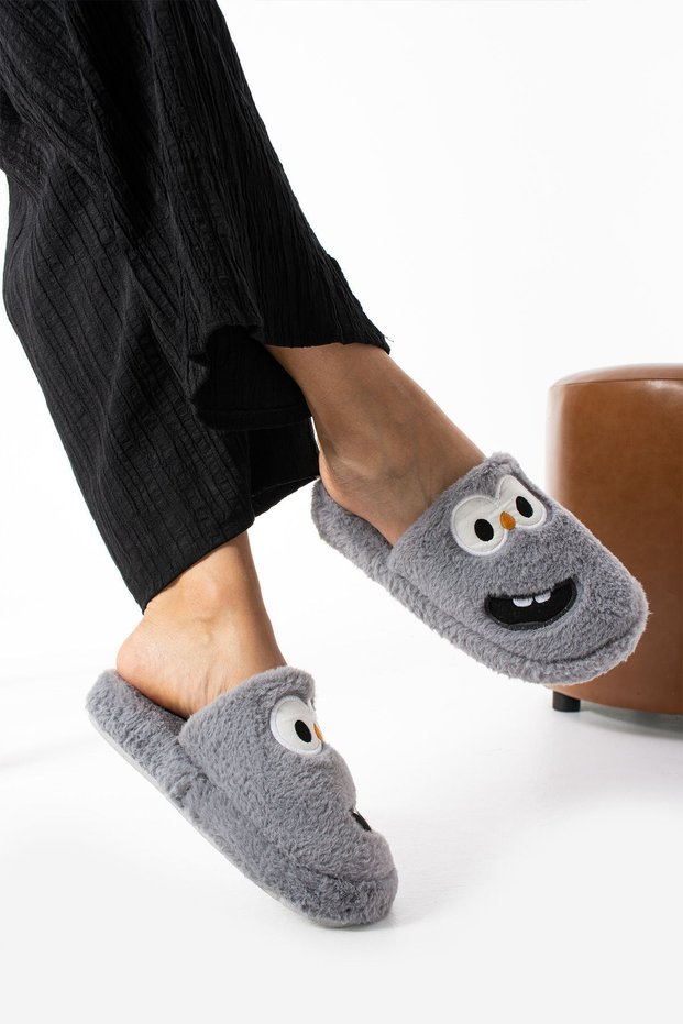 Women's House Slippers Fashionable Smiling Face Silent Sole Plush Fluffy House Slippers Dowry Slippers
