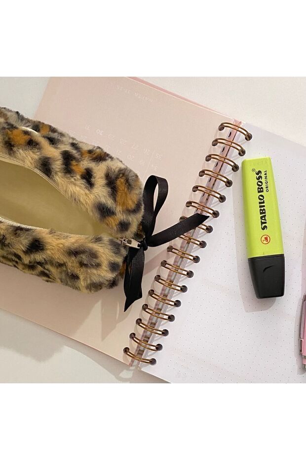 حامل قلم ليوبارد - 2