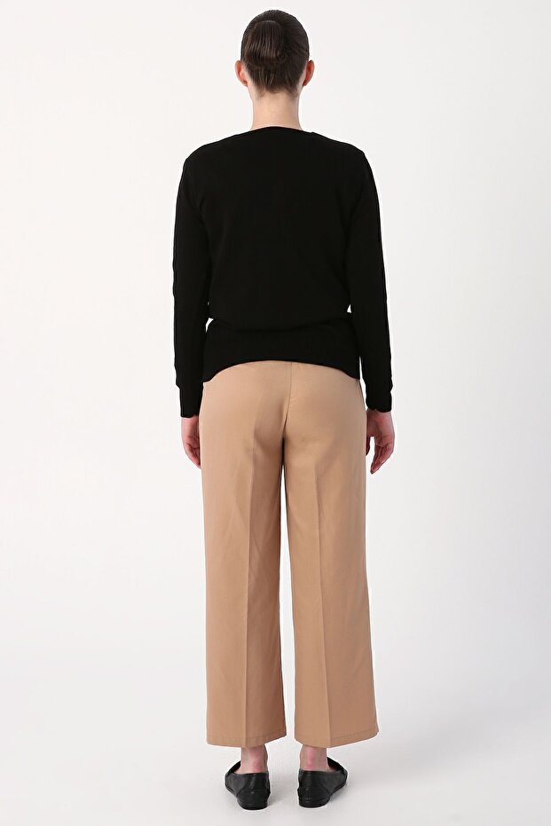 Siyah V Yaka Kısa Triko Hırka - 4