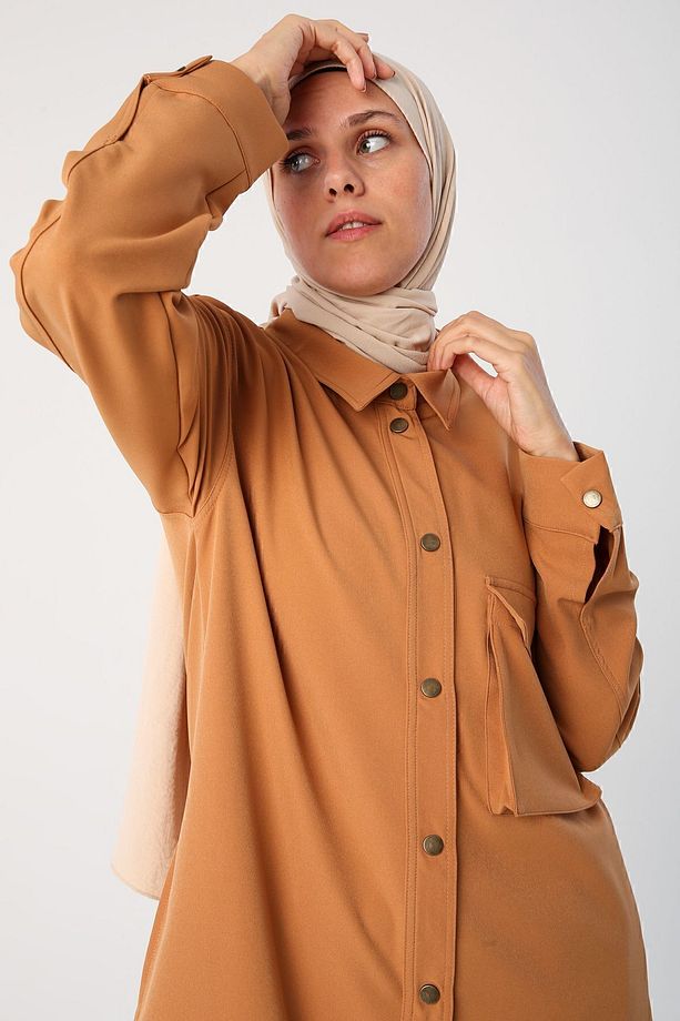 Toprak Tek Cepli Çıtçıtlı Gömlek Tunik - 1