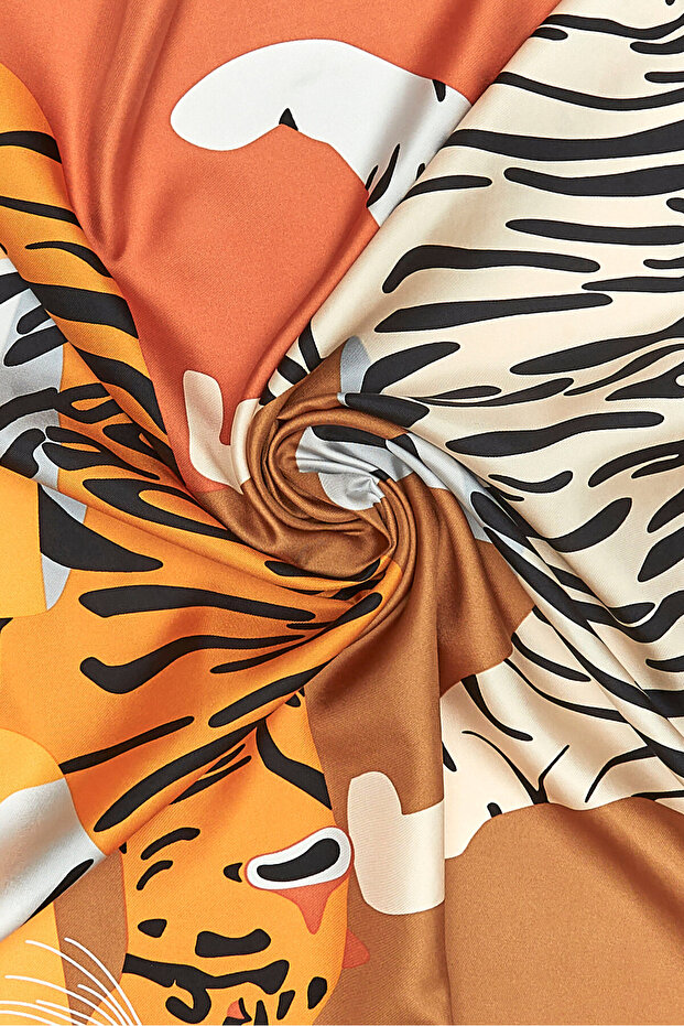 KAPLAN FİGÜRLÜ İPEK EŞARP - 3