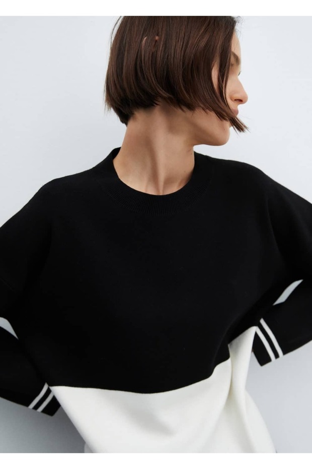 Zweifarbiger Strickpullover - 8