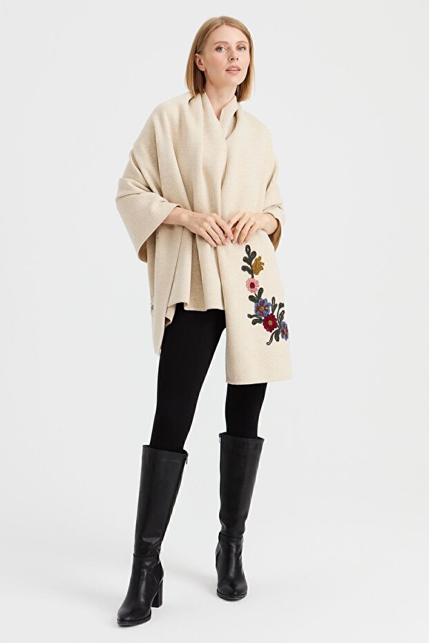 Women's Corners Embroidered Shawl T.Melange