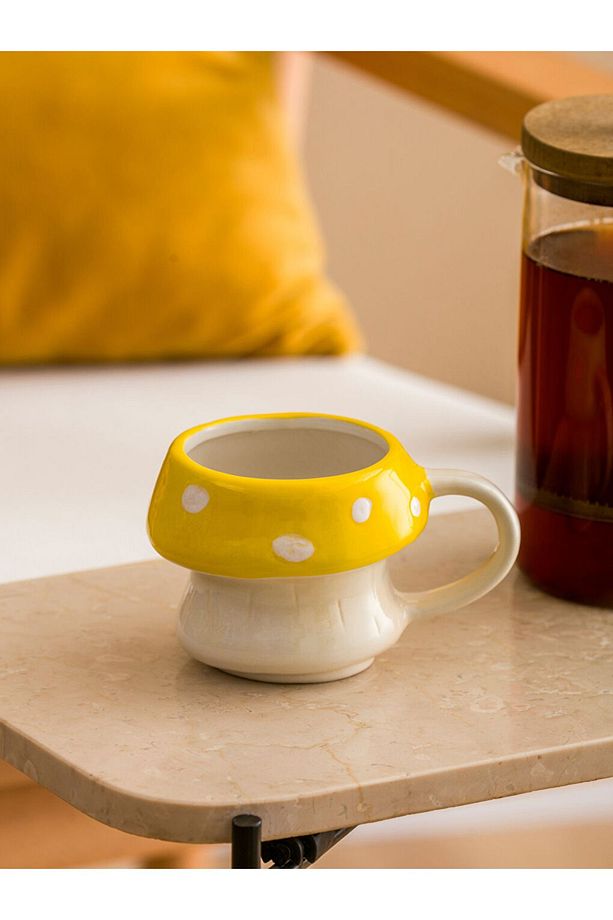 Mantar Şeklinde Mat Sarı Baskılı Seramik Kupa 306 Ml - 1