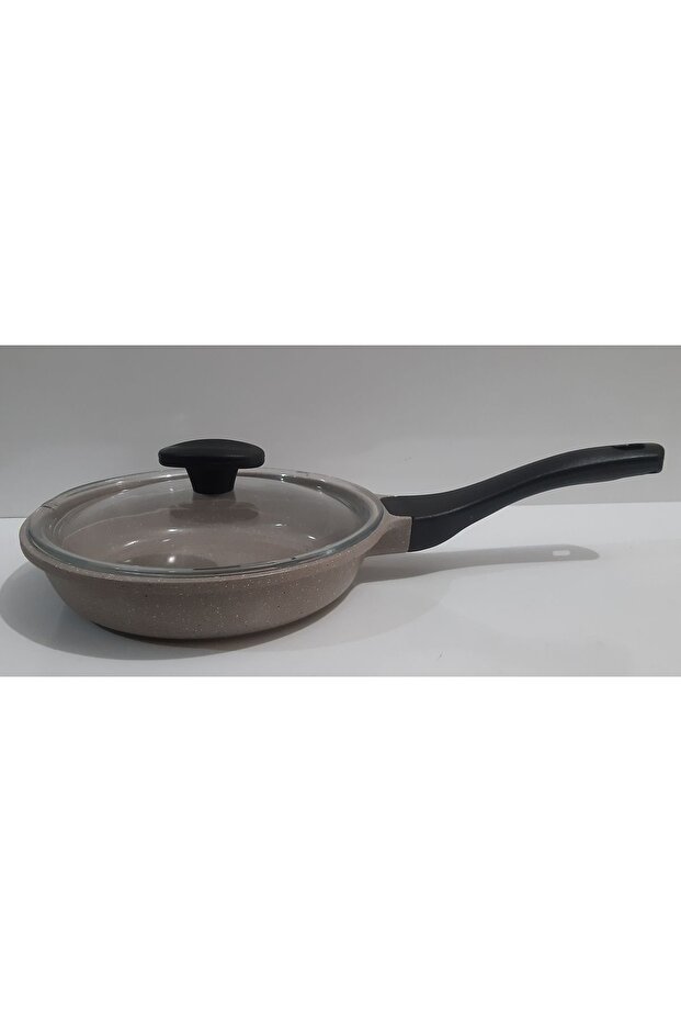 20 cm Pan with Mink Black Lid and Handle - 1