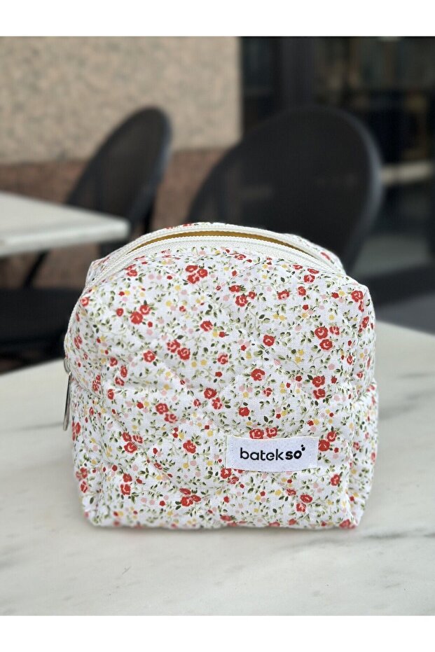 Red Flower Patterned Makeup Bag - Small Size - 2