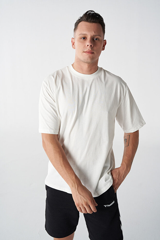 POLYGONAL OVERSIZE KISA KOLLU TİŞÖRT - 2