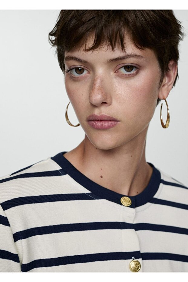 Düğmeli çizgili hırka - 7