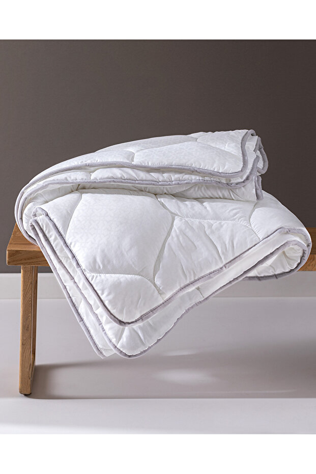 لحاف مزدوج أبيض فاوست - 1