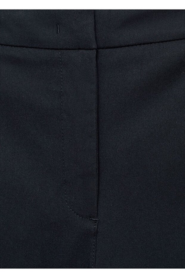 Dar kesim kısa paçalı pantolon - 5