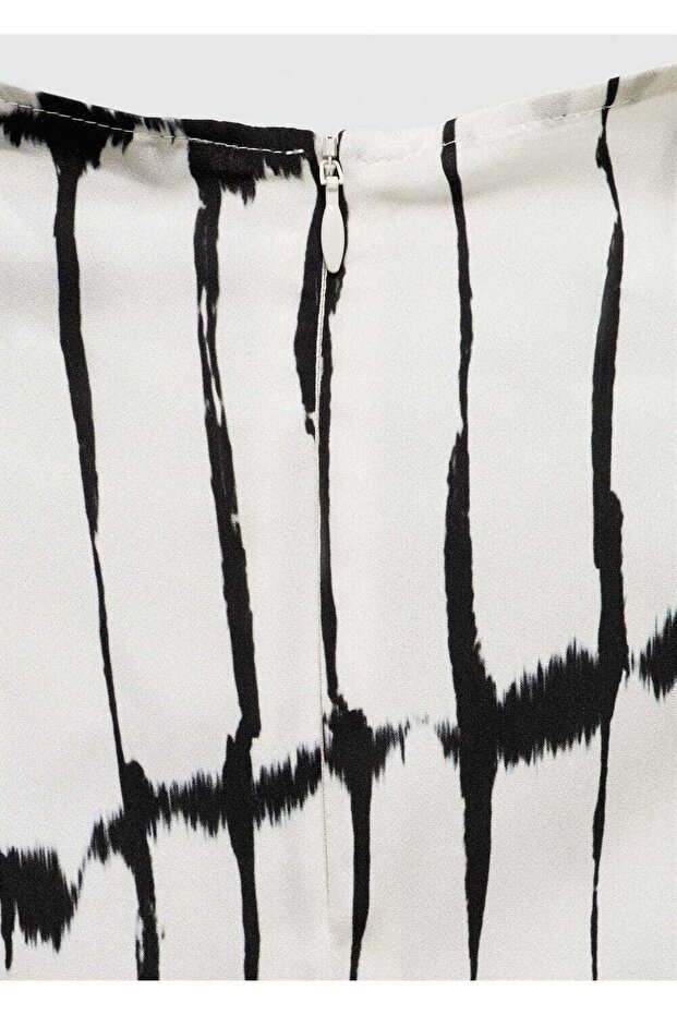 Drape detaylı desenli bluz - 8