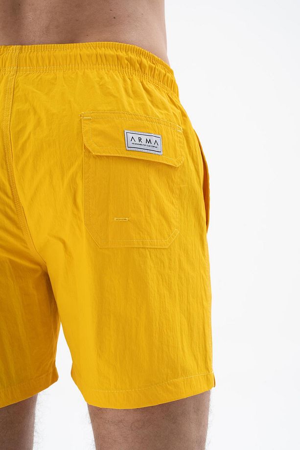 Erkek Sarı Regular Fit Basic Mayo Deniz Şortu Y25525277901 - 3