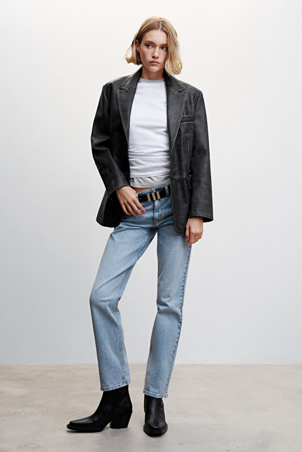 Medium-comfort straight jeans - 1