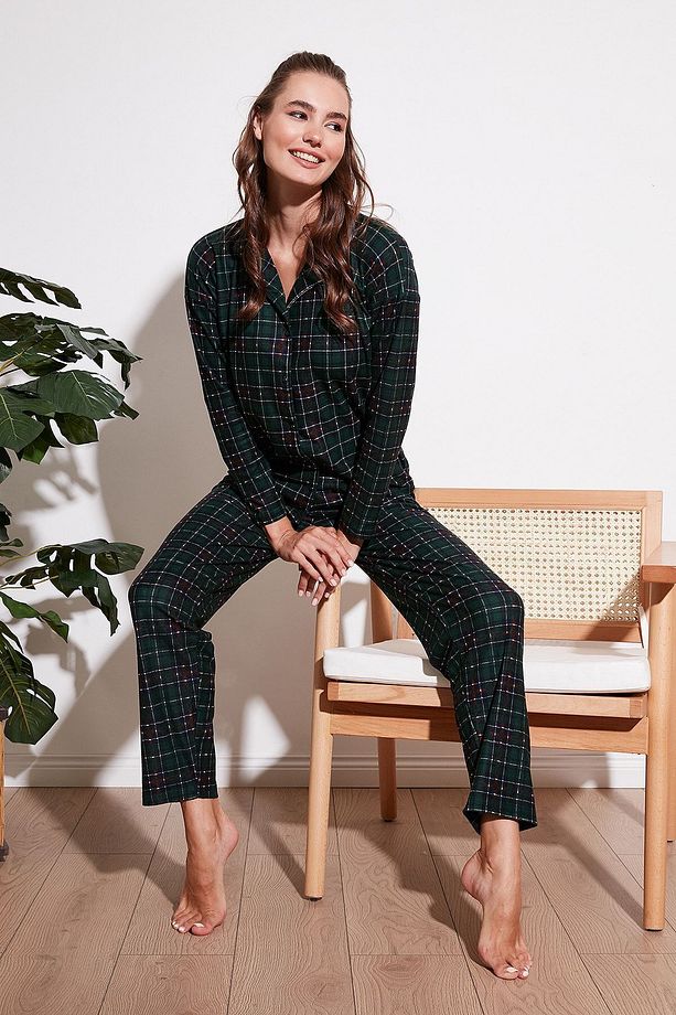 Desenli Beli Lastikli Gömlek Yaka Dokuma Pijama Takımı PİJAMA TAKIMI 6095660 - 1