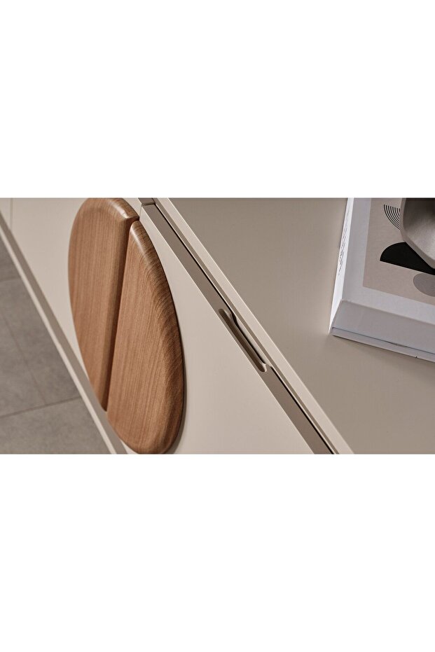 Elizabeth Konsol - 8