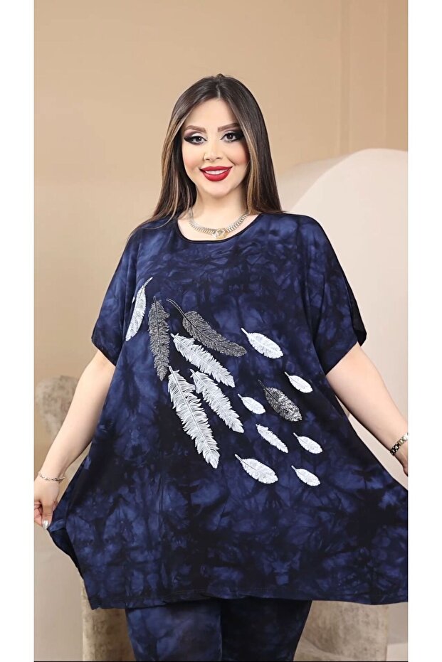 بلوزة فضفاضة منقوشة بالريش مقاس كبير - 2