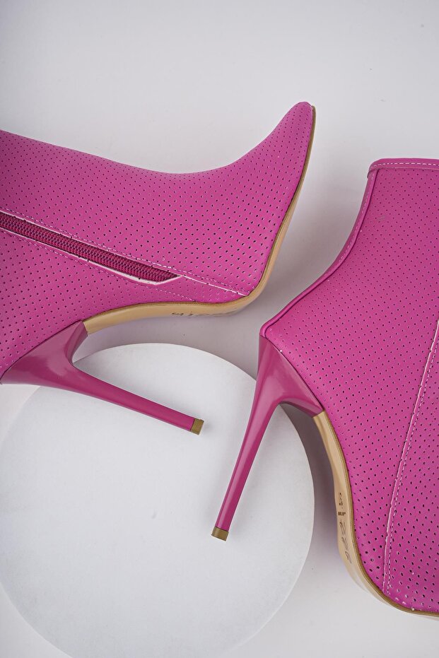 Damskie, perforowane, szpiczaste noski z gwarancją Hawajów, stylowy styl i wygodne letnie buty na cienkim obcasie - 6