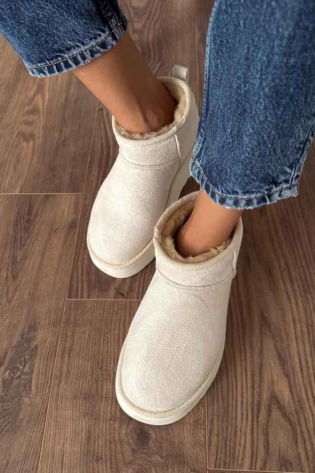 Air Beige Mini Boots