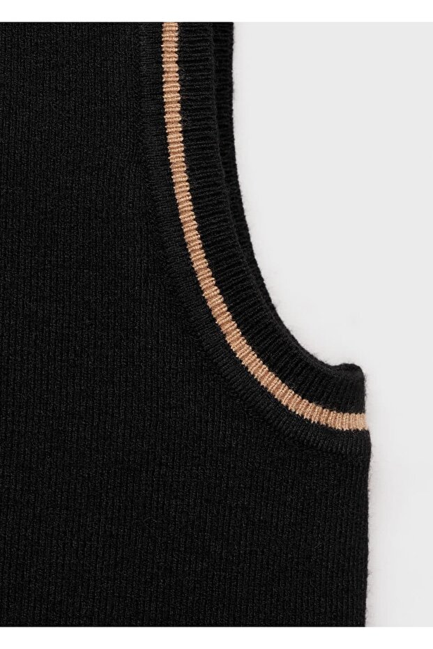 Kontrast Detaylı Triko Bluz - 7