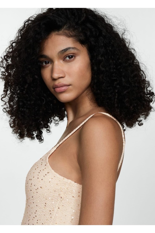 Kısa bedene oturan pullu elbise - 7