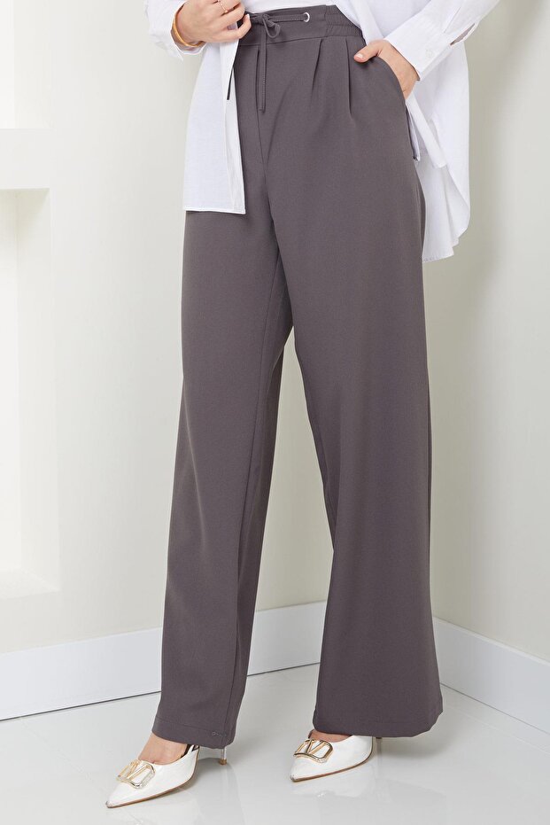 Eyelet Detailed Lace-Up Trousers Smoked Hm2431