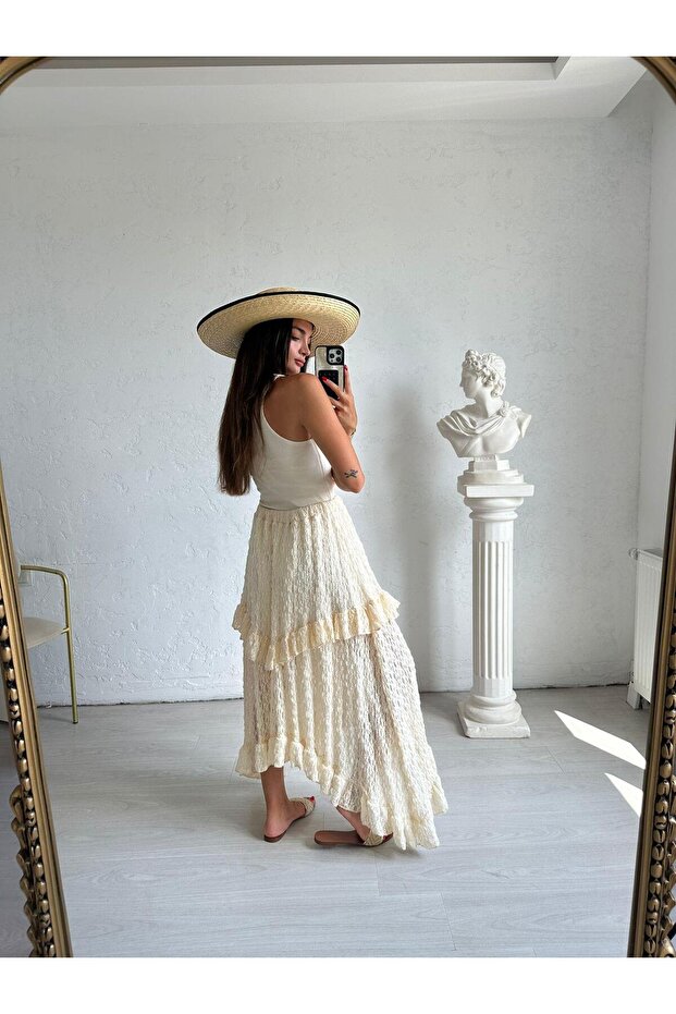 Fusta cu volane crem - 7