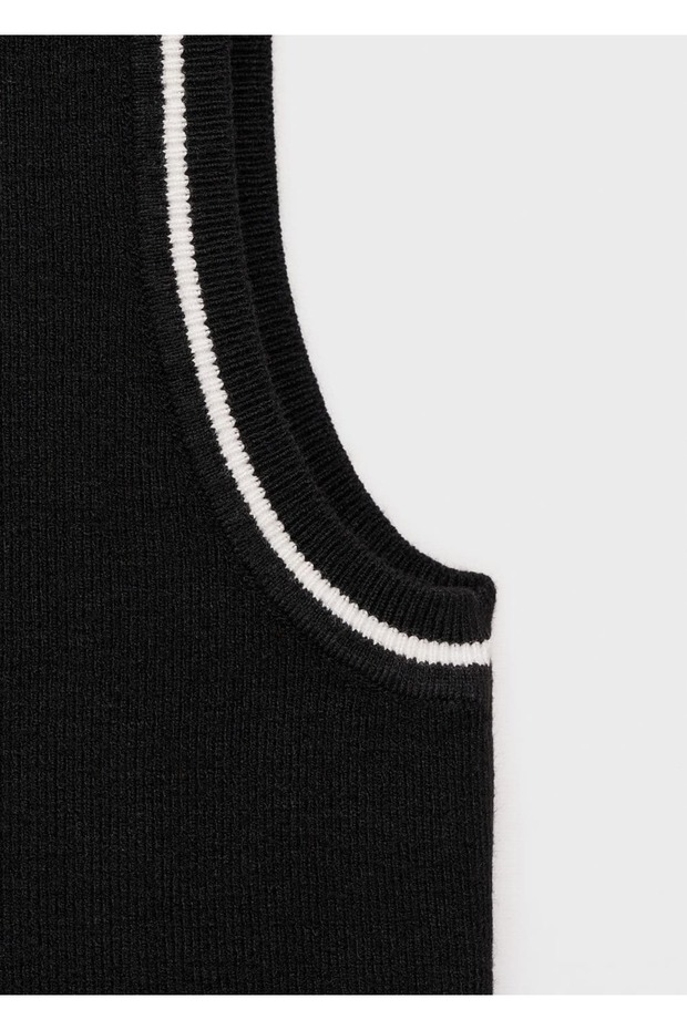 Kontrast Detaylı Triko Bluz - 7