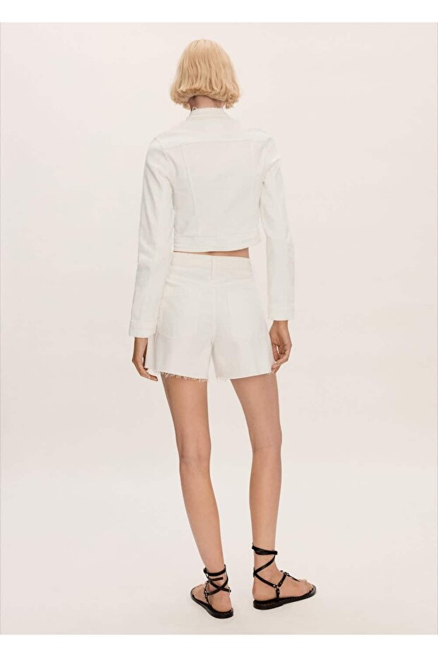 Paçaları dikişsiz denim şort - 4